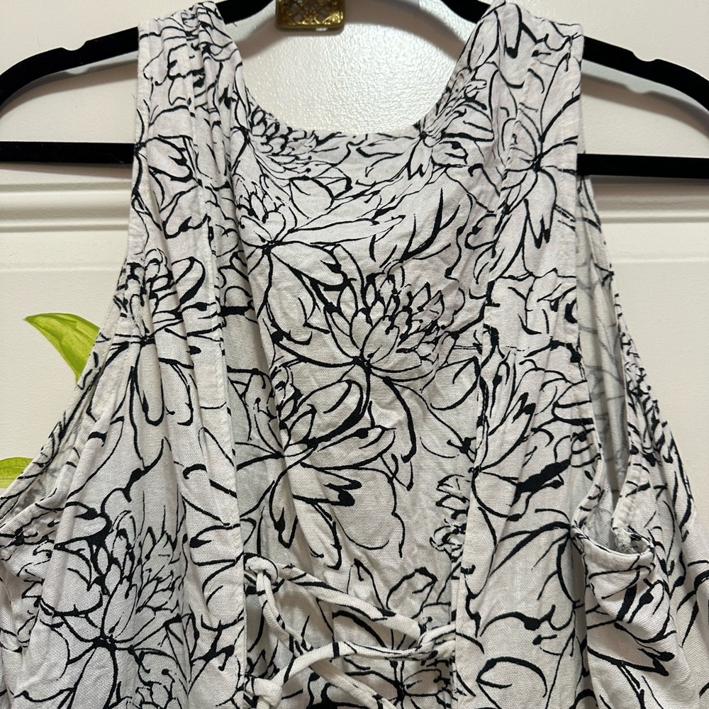 Black and White Floral Button-Down Maxi Dress XL - Picture 8 of 10